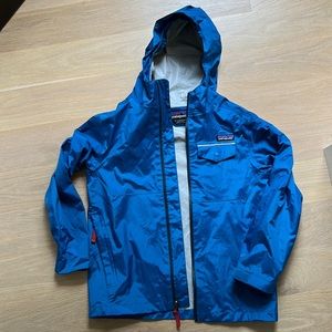 Patagonia rain jacket with elastic hood